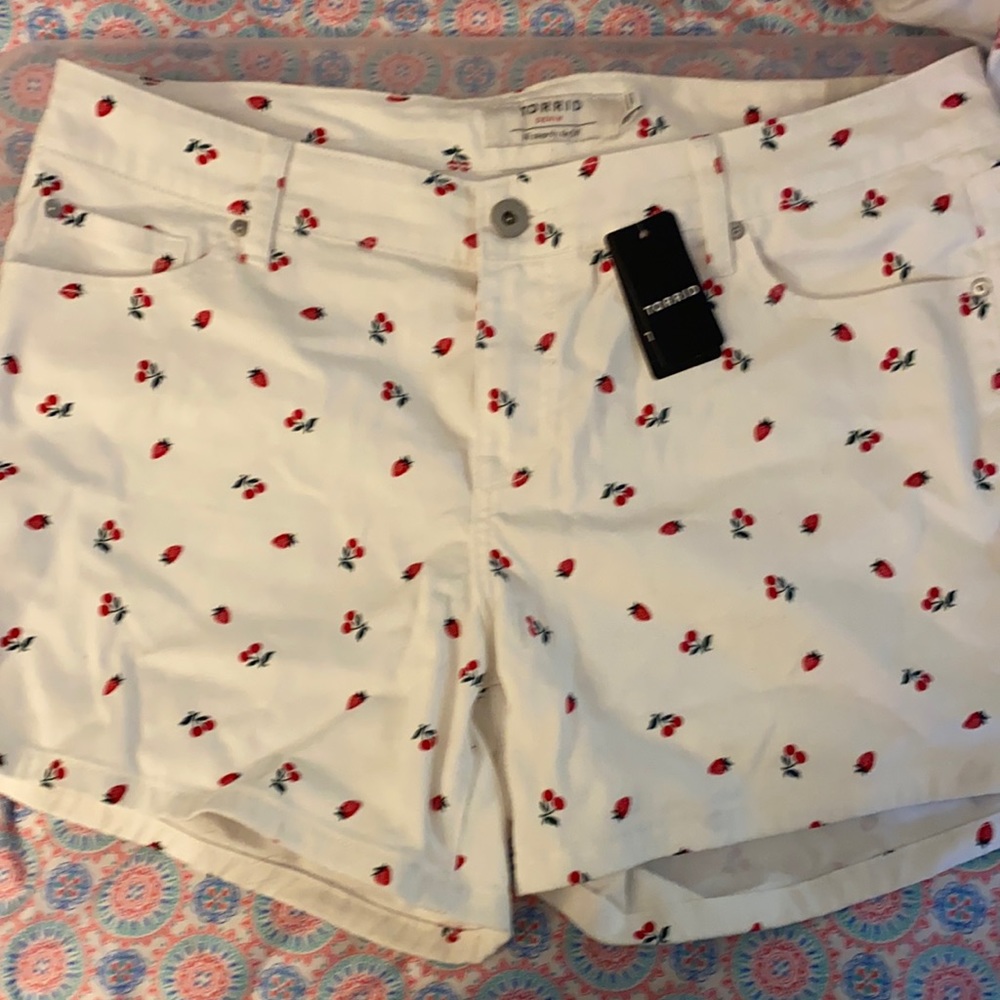 Torrid Jean shorts. White with strawberries and cherries. Size 14. New with tags